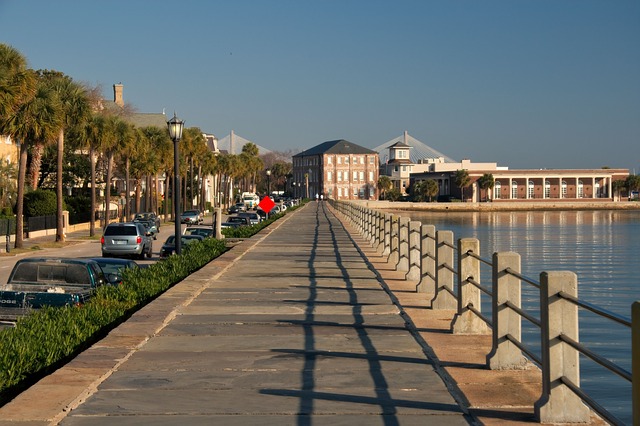 charleston-68705_640