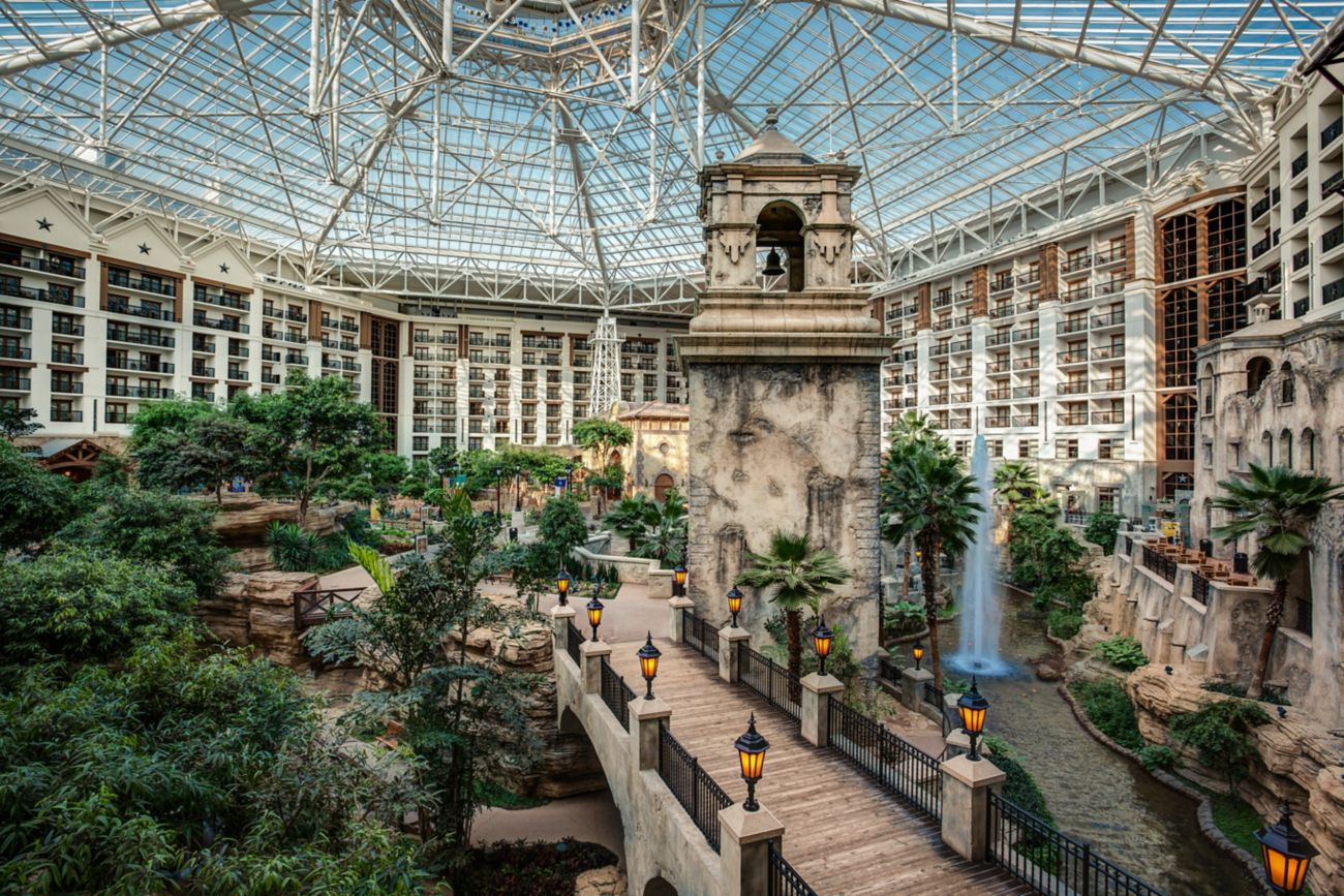 Hotel in Grapevine TX _ Gaylord Texan Resort & Convention Center